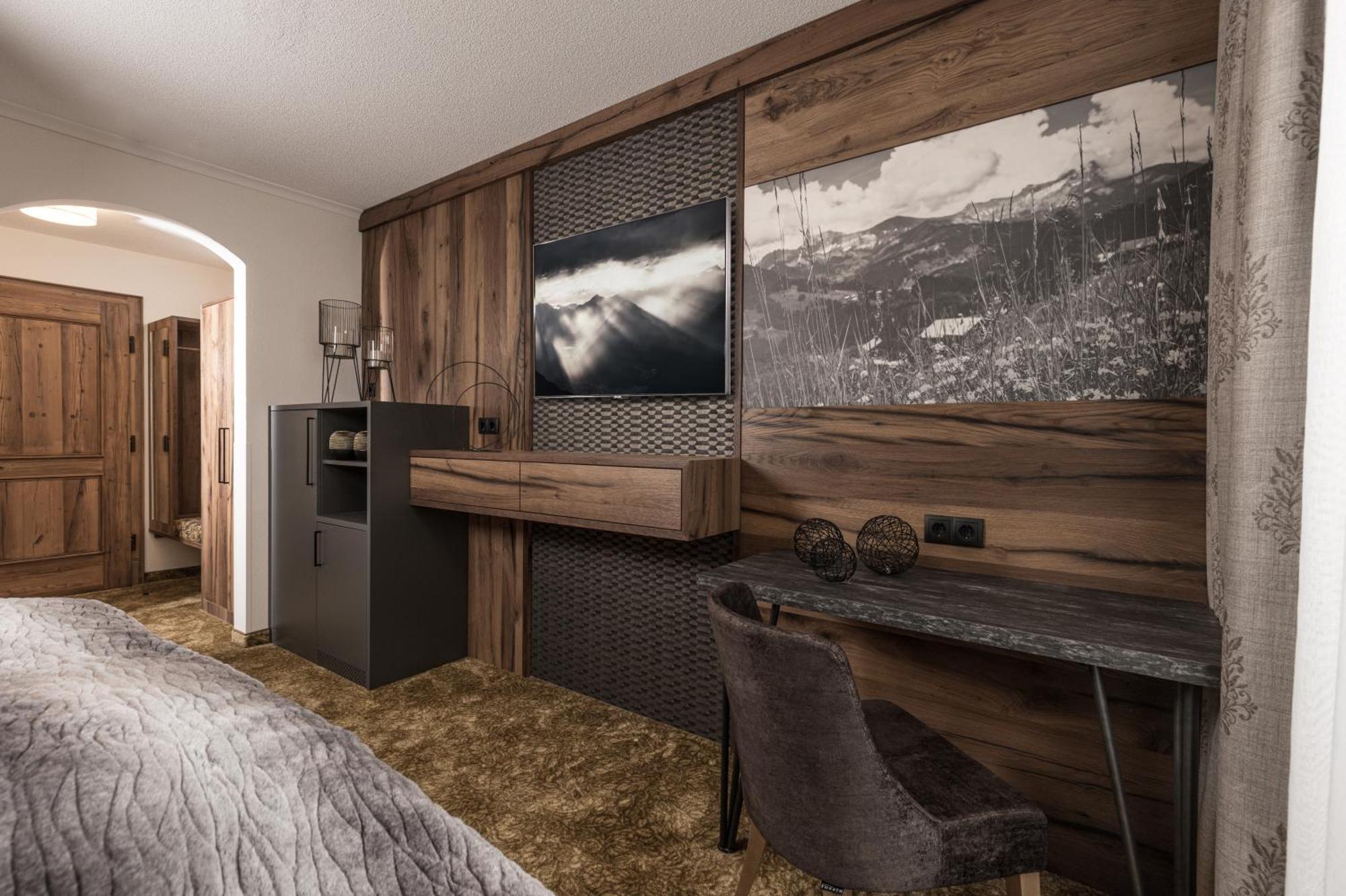 Hotel Edenlehen Mayrhofen Esterno foto